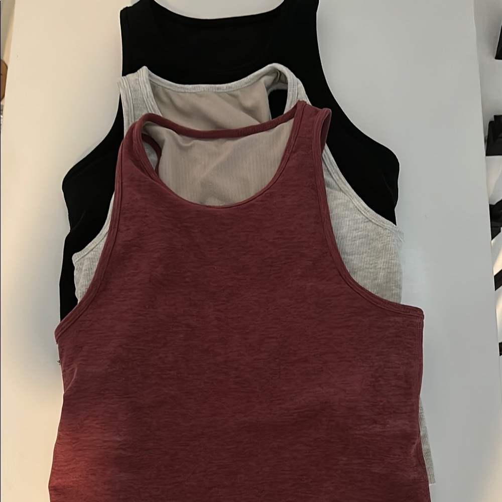 Vuori Women's Plyo elevation Tank Tops Set of 3  - Black, Gray, Desert Rose XS